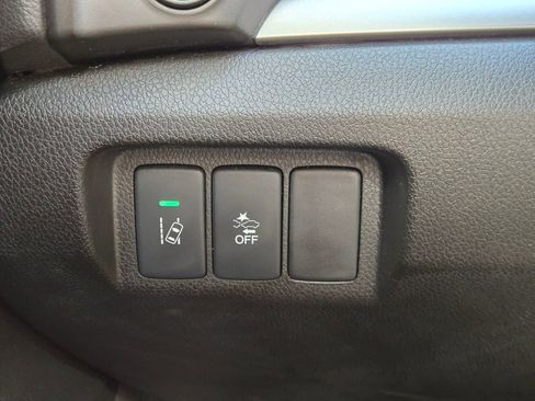 Used 2020 Acura ILX w/ Premium Package image 29