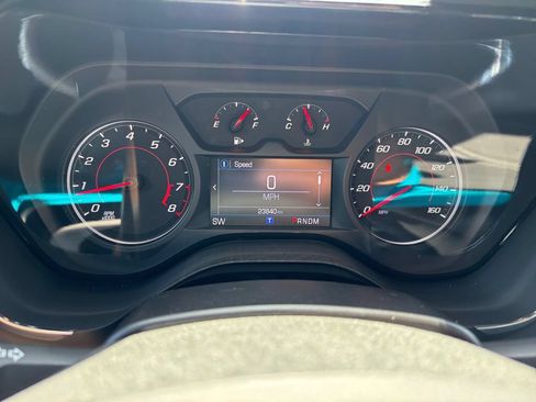 Used 2020 Chevrolet Camaro LT w/ RS Package RWD image 29