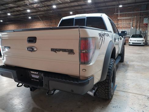 Used 2013 Ford F150 Raptor w/ Luxury Equipment Group image 15
