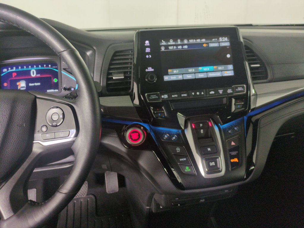 Certified 2023 Honda Odyssey Elite image 24