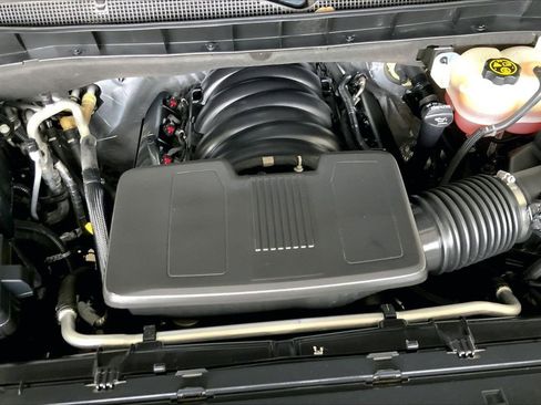 Used 2023 Chevrolet Tahoe LT w/ LT Signature Package RWD image 32