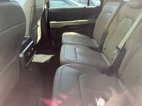Used 2024 Ford Expedition Max Limited AWD/4WD image 25