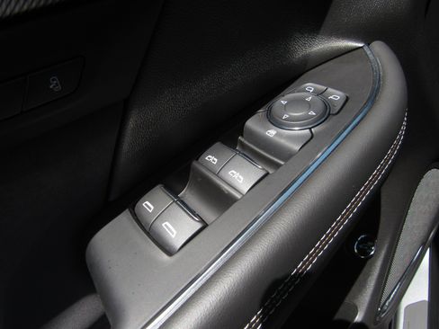 Used 2024 Buick Envision Sport Touring AWD/4WD image 20