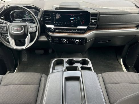 Used 2023 GMC Sierra 1500 Elevation AWD/4WD image 13
