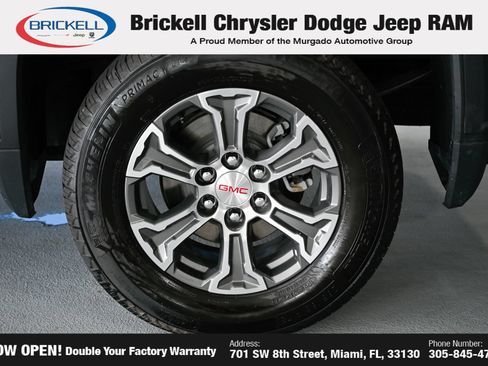 Used 2026 GMC Sierra 1500 SLT AWD/4WD image 38