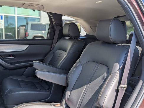 Used 2024 MAZDA CX-90 3.3 Turbo w/ Premium Package image 11