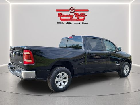 Used 2023 RAM 1500 Laramie AWD/4WD image 5