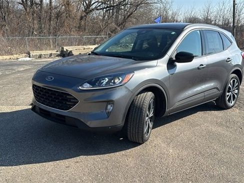 Certified 2022 Ford Escape SEL w/ SEL Stealth AWD Package image 6