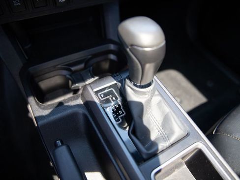 Used 2023 Toyota Tacoma TRD Off-Road w/ TRD Premium Off Road Package AWD/4WD image 14