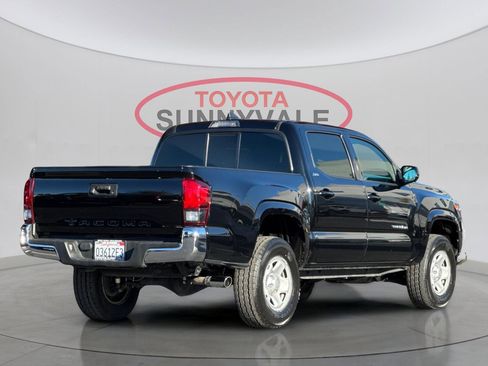 Certified 2021 Toyota Tacoma SR5 image 4