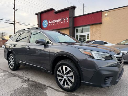 Used 2020 Subaru Outback Premium image 34
