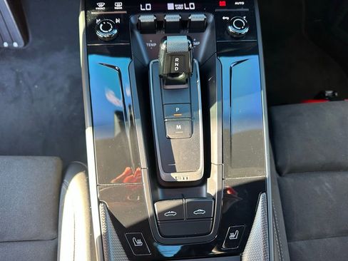 Used 2025 Porsche 911 Targa 4 GTS image 27