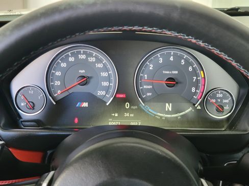 Used 2017 BMW M4 Coupe image 22