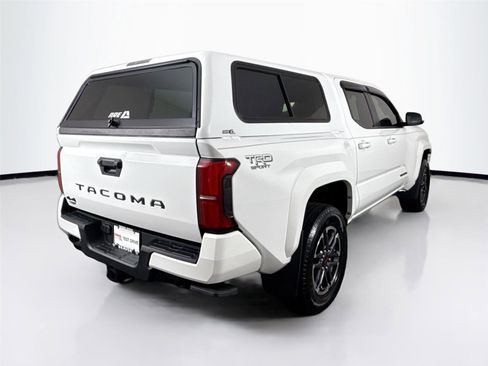 Used 2024 Toyota Tacoma TRD Sport AWD/4WD image 6