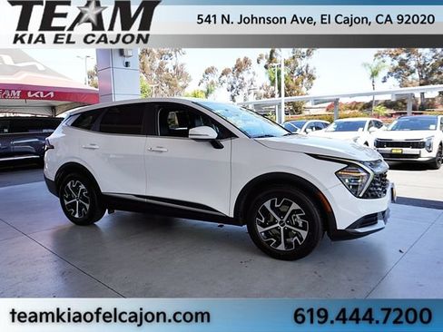 Certified 2024 Kia Sportage EX FWD image 9