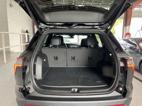 New 2026 Chevrolet Equinox LT FWD image 8