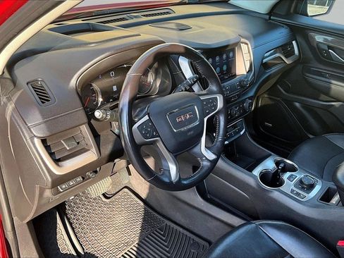 Used 2022 GMC Terrain Denali w/ Denali Premium Package AWD/4WD image 17