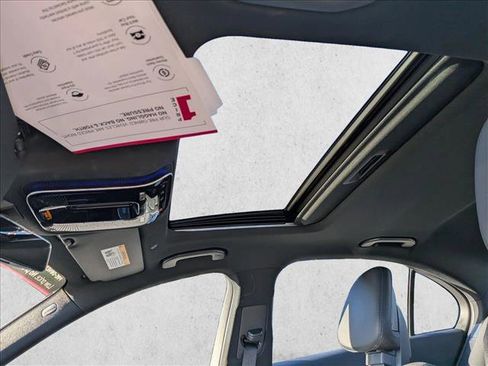 Used 2025 Mercedes-Benz C 300 Sedan image 16