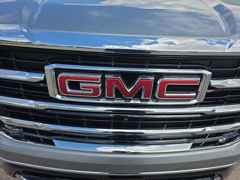 Used 2026 GMC Yukon Elevation AWD/4WD image 23