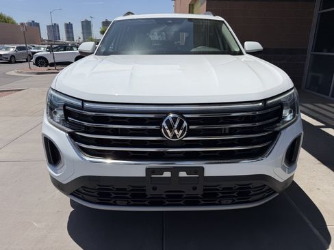 Used 2024 Volkswagen Atlas SE FWD image 10