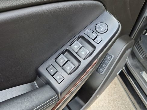 Used 2019 GMC Yukon XL SLT AWD/4WD image 22