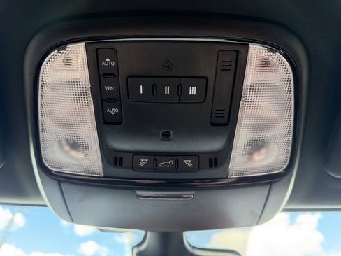 Certified 2023 Dodge Durango SRT AWD/4WD image 14