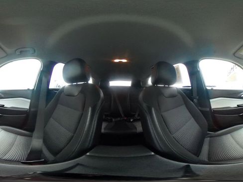 Used 2025 Chevrolet Trax LT image 43