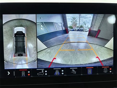 Used 2024 GMC Hummer EV 2X w/ Extreme Off-Road Package image 15