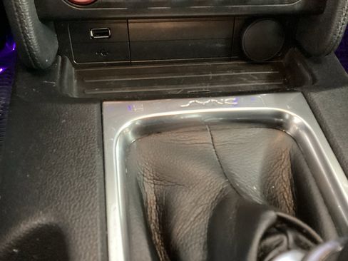 Used 2022 Ford Mustang GT Premium w/ Black Accent Package image 27