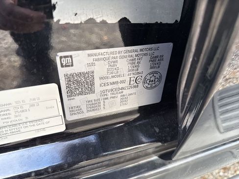 Used 2022 GMC Sierra 1500 Elevation image 14