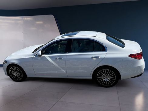 Used 2023 Mercedes-Benz C 300 4MATIC Sedan image 2