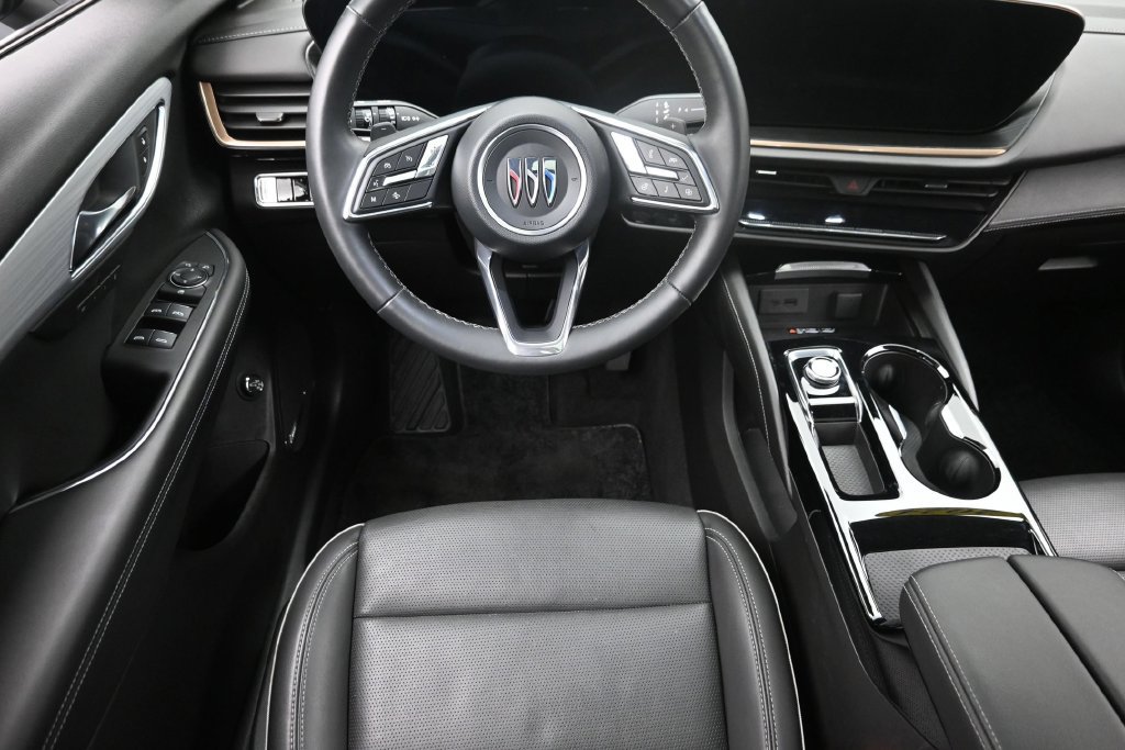 Used 2024 Buick Envision Avenir AWD/4WD image 15