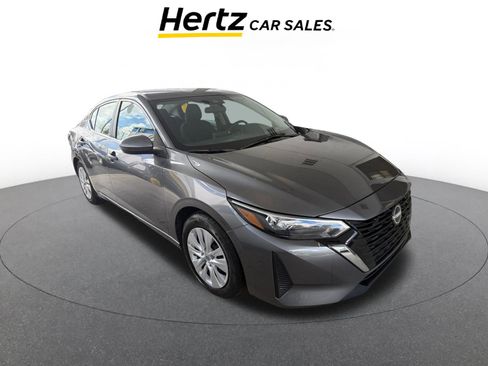 Used 2025 Nissan Sentra S image 1