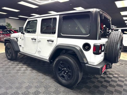 Used 2023 Jeep Wrangler Unlimited Sport image 8