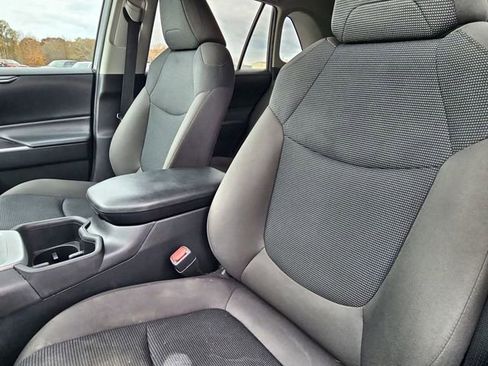 Used 2023 Toyota RAV4 LE image 19