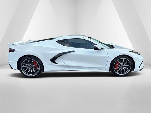New 2024 Chevrolet Corvette Stingray w/ Z51 Performance Package image 8