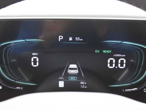 New 2025 Kia Niro EX image 29