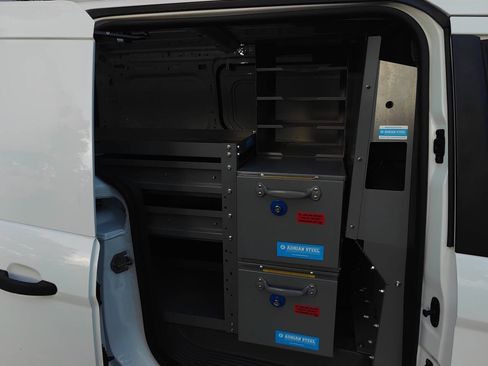 Used 2020 Ford Transit Connect XL FWD image 5