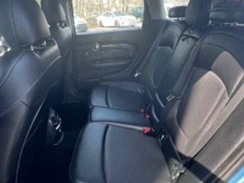 Used 2016 MINI Cooper Clubman S image 25