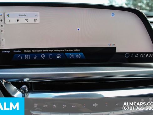 Used 2024 Cadillac Lyriq Sport RWD image 33