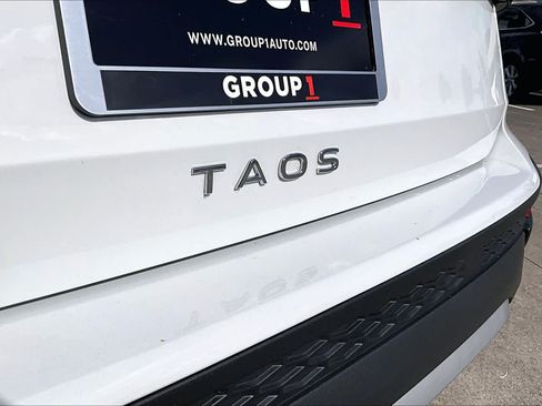 Used 2025 Volkswagen Taos S FWD image 28
