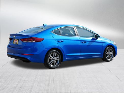 Used 2017 Hyundai Elantra SE FWD image 7