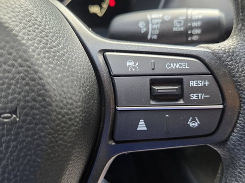 Used 2024 Honda HR-V LX image 25