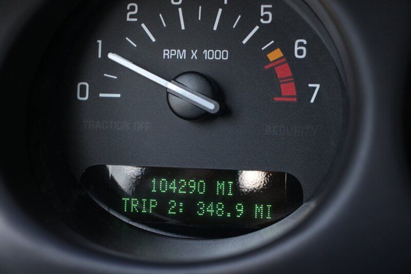 Used 2002 Buick Le Sabre Custom w/ Prestige Pkg FWD image 7