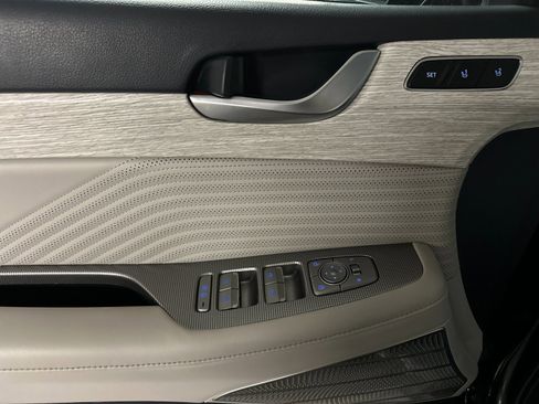 Used 2023 Hyundai Palisade Calligraphy image 10