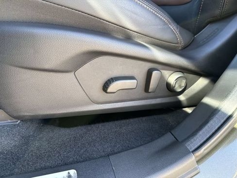 Used 2026 Subaru Forester Touring AWD/4WD image 19