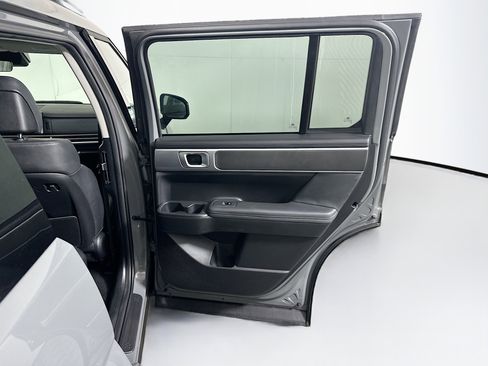 Used 2025 Hyundai Santa Fe SEL FWD image 33