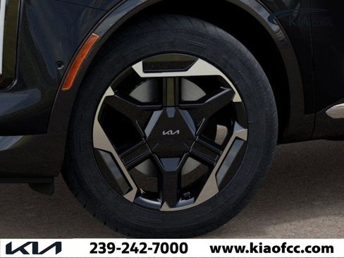 New 2026 Kia Sportage SX image 9