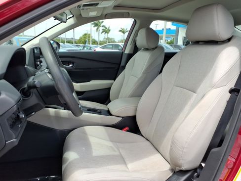 Used 2024 Honda Accord EX image 5