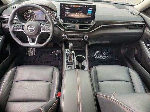 Used 2024 Nissan Altima 2.5 SR w/ SR Premium Package image 21